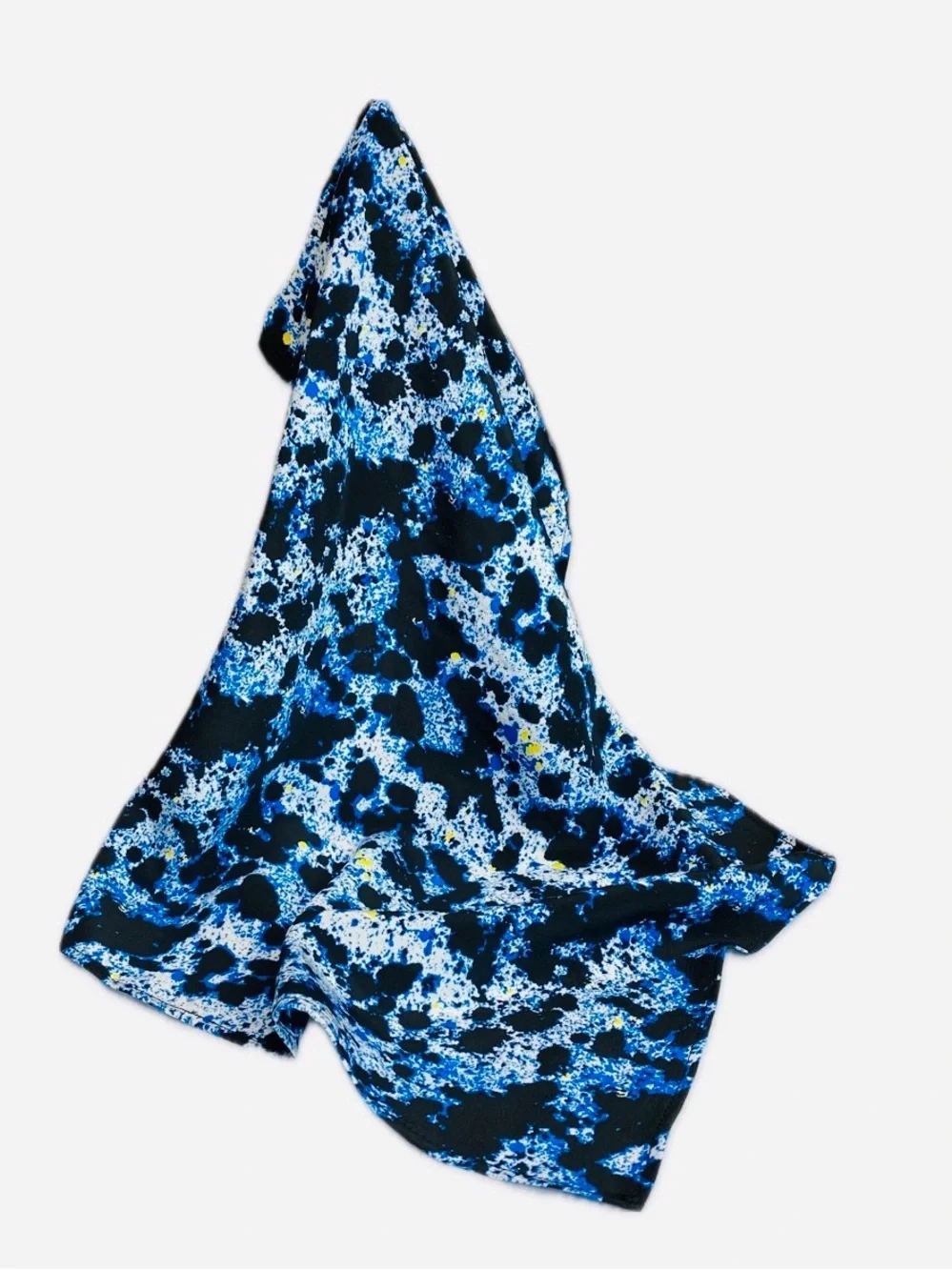 NWT SILKLETTE Blue/ Black/White/Yellow Pebbles 100% Fine Silk Kerchief Scarf